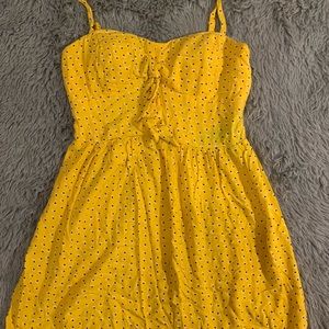 AUW Yellow Flower Dress. NWOT